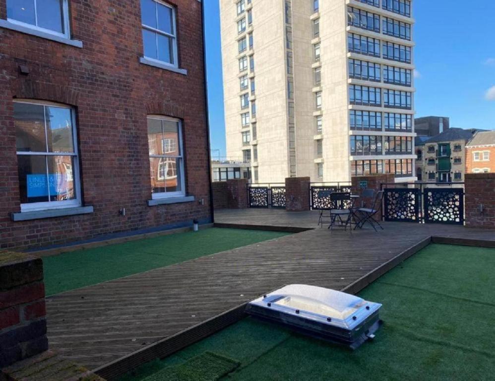 Central Hull Spacious Apartment H3 كينغستون أبون هول المظهر الخارجي الصورة
