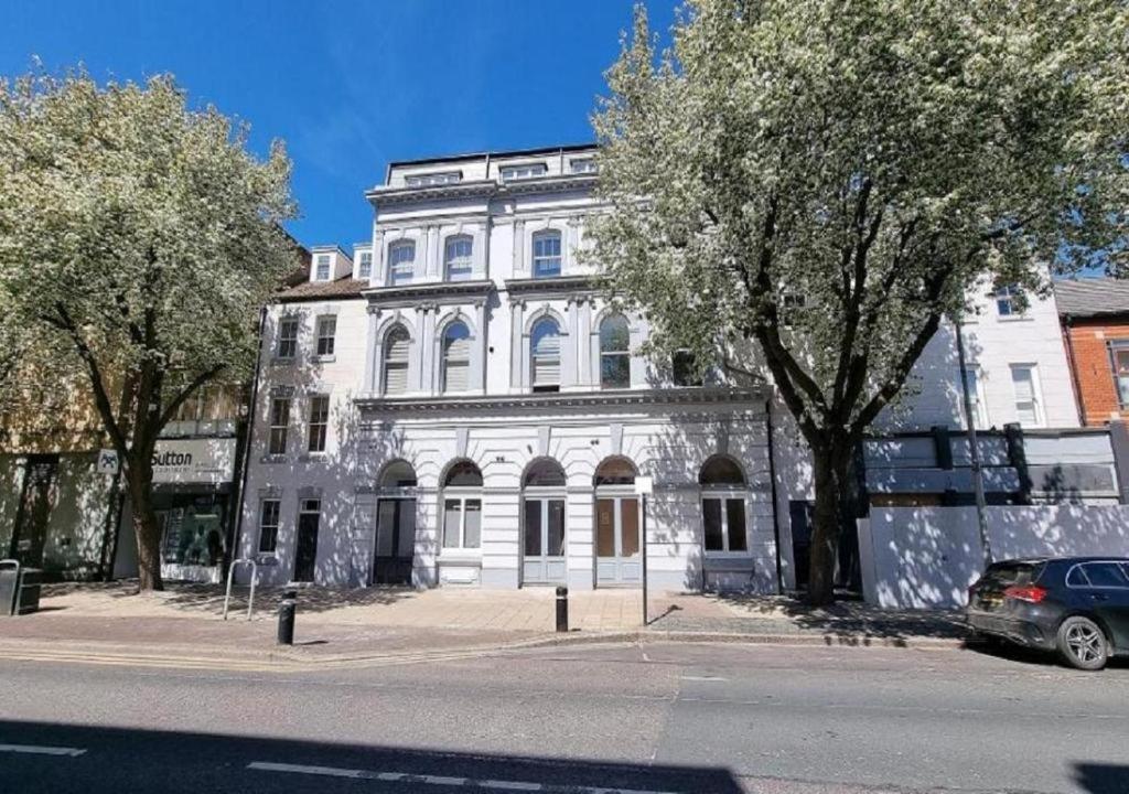 Central Hull Spacious Apartment H3 كينغستون أبون هول المظهر الخارجي الصورة